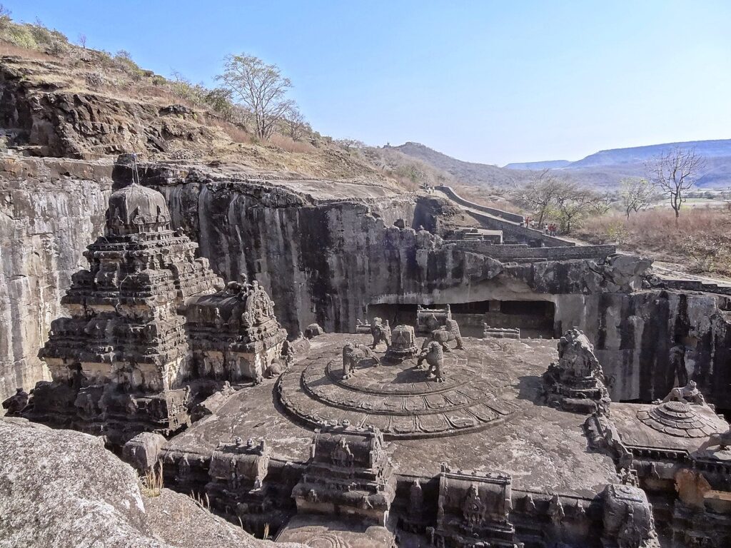 Ellora_Caves_Aurangabad_India.jpg